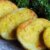 Česnakinės bulvės su parmezano plutele